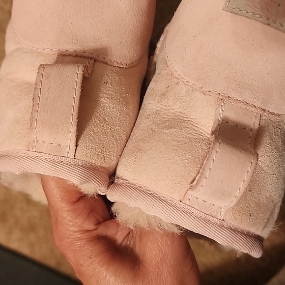 UGG Classic Mini II Boots - Picture 7 of 16